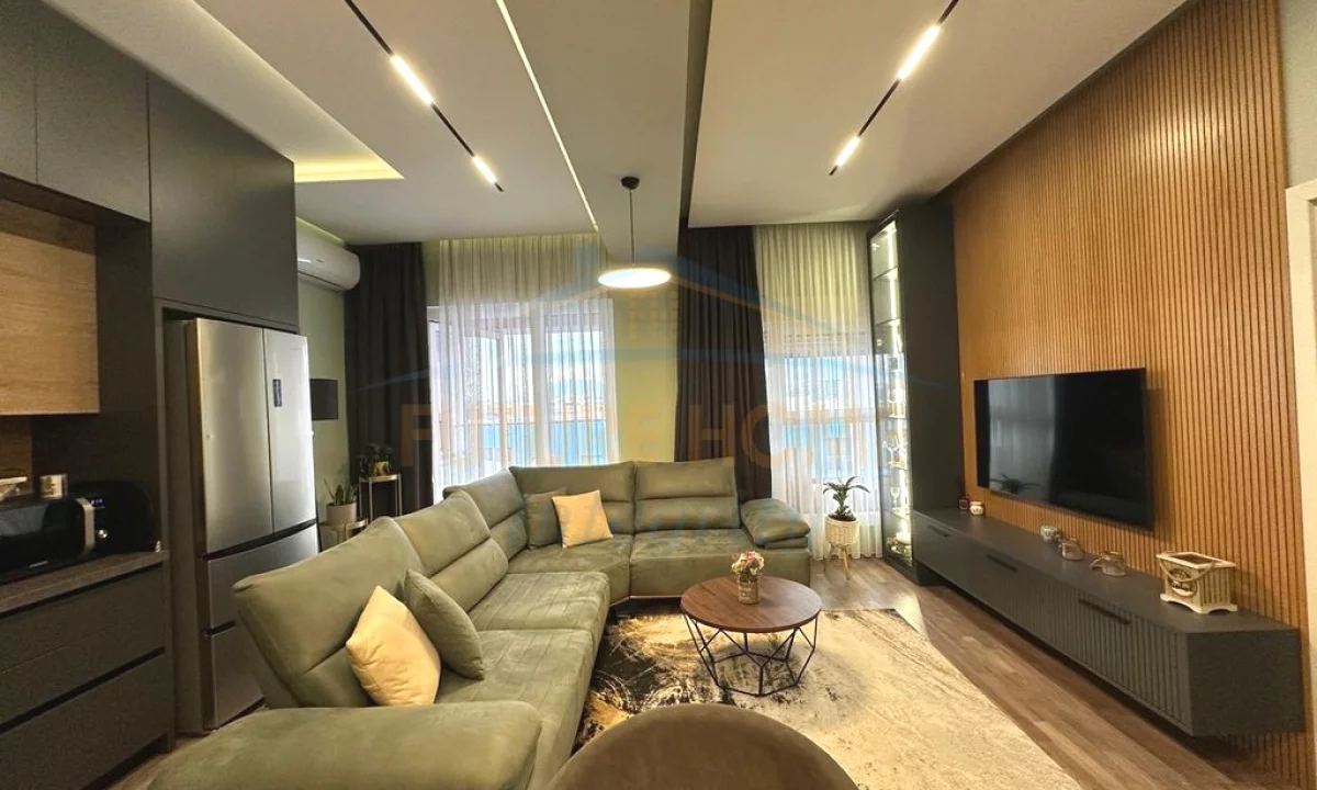 Shtepi ne shitje Apartament ne Tirane, 1+1, Mobilimi E mobiluar, Pagesa 150,000  Euro.