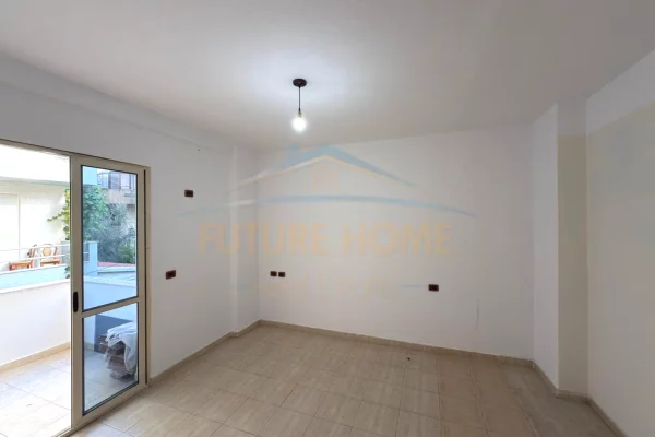 Shtepi ne shitje 3+1 ne Tirane - 175,000 Euro