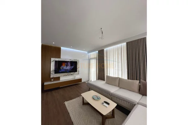 Shtepi ne shitje Apartament ne Tirane, 3+1, Mobilimi E mobiluar, Pagesa 350,000  Euro.