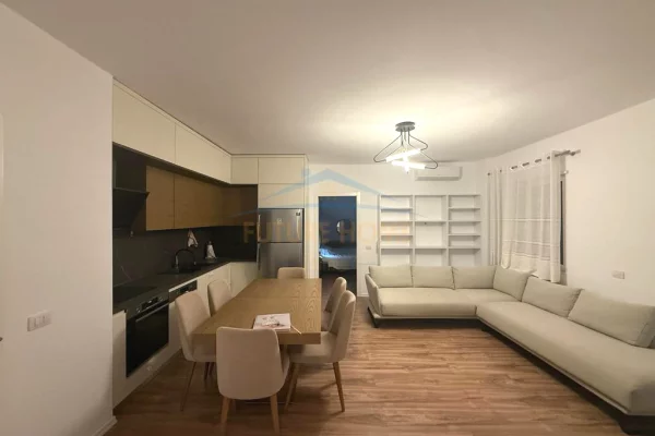 Shtepi ne shitje Apartament ne Tirane, 3+1, Mobilimi E mobiluar, Pagesa 1,410,000  Euro.