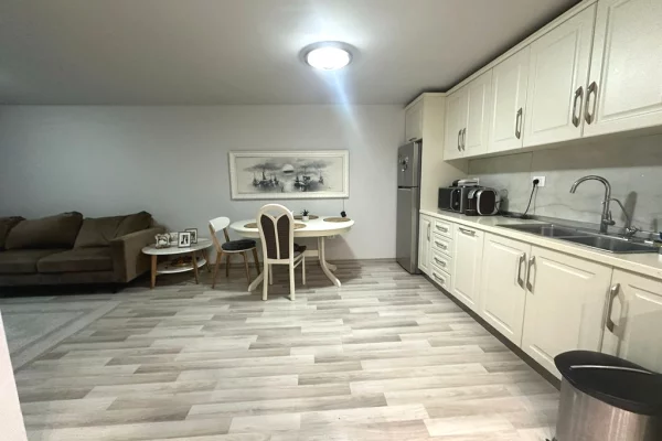 Shitet, Apartament 2+1, Kodra e Diellit, Tiranë.