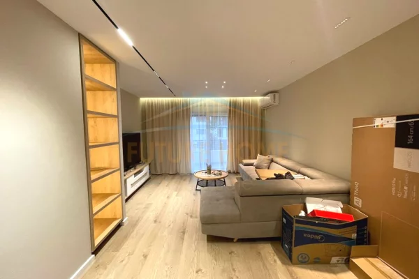 Shtepi ne shitje Apartament ne Tirane, 2+1, Mobilimi E mobiluar, Pagesa 198,000  Euro.