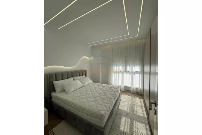 Shtepi ne shitje Apartament ne Tirane, 2+1, Mobilimi E mobiluar, Pagesa 285,000  Euro.