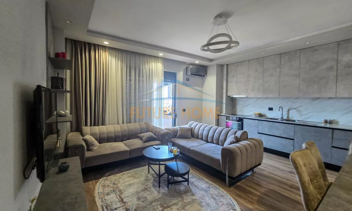 Shtepi ne shitje Apartament ne Tirane, 2+1, Mobilimi E mobiluar, Pagesa 165,000  Euro.