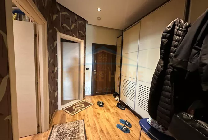 Shtepi ne shitje 1+1 ne Tirane - 175,000 Euro