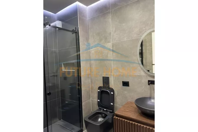 Shtepi ne shitje Apartament ne Tirane, 1+1, Mobilimi E mobiluar, Pagesa 230,000  Euro.