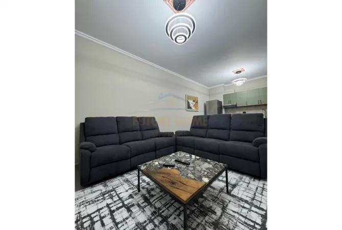 Shtepi me qera Apartament ne Tirane, 1+1, Mobilimi E mobiluar, Pagesa 450  Euro.