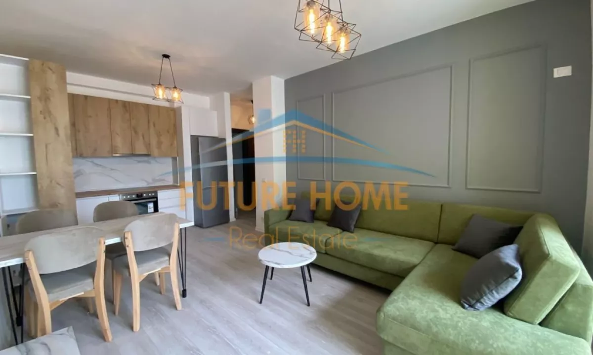 Shtepi ne shitje Apartament ne Tirane, 2+1, Mobilimi E mobiluar, Pagesa 178,000  Euro.