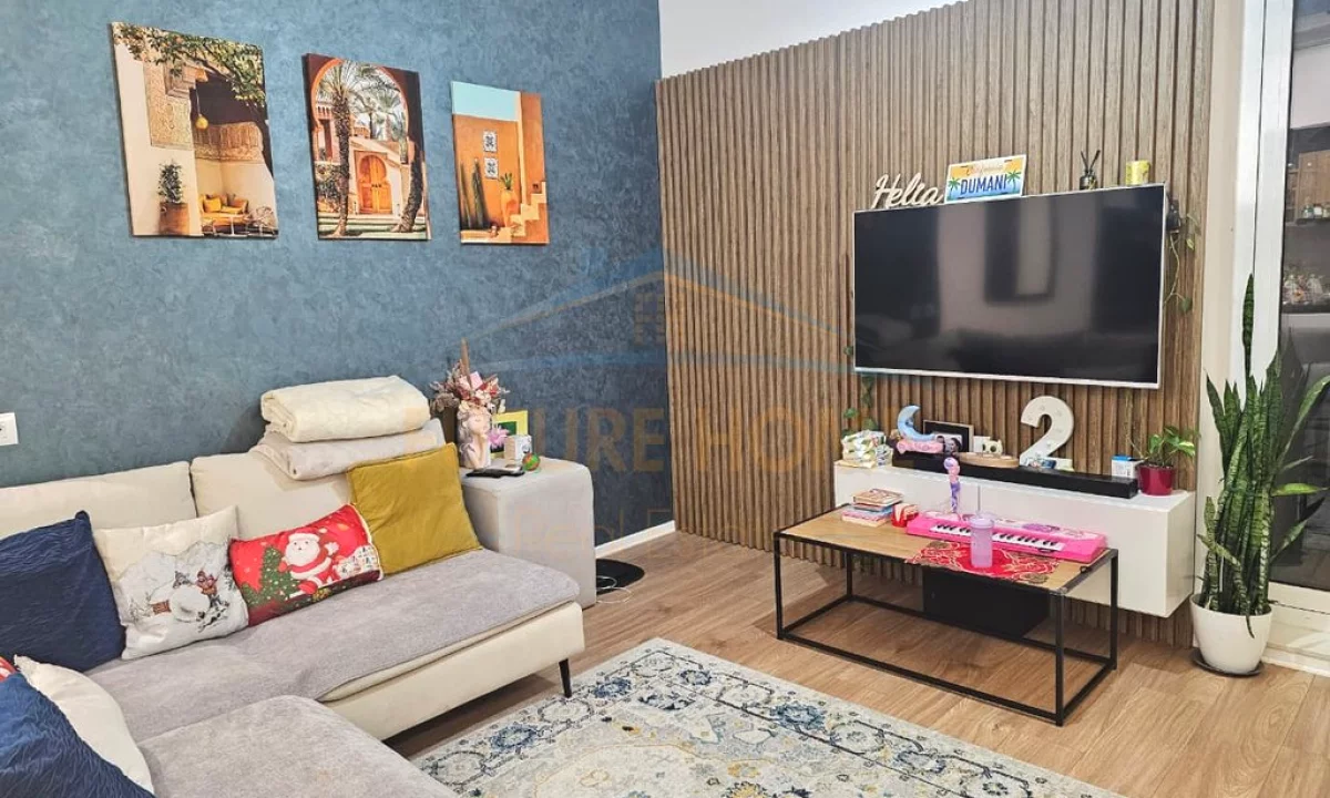 Shtepi ne shitje Apartament ne Tirane, 2+1, Mobilimi E mobiluar, Pagesa 175,000  Euro.