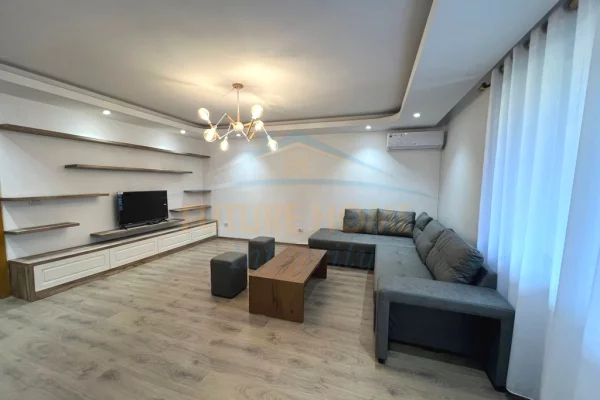 Shtepi me qera Apartament ne Tirane, 2+1, Mobilimi E mobiluar, Pagesa 600  Euro.