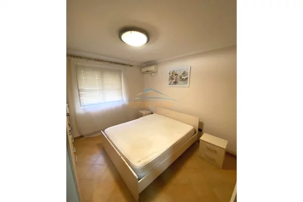 Shtepi me qera Apartament ne Tirane, 1+1, Mobilimi E mobiluar, Pagesa 50,000  Leke.