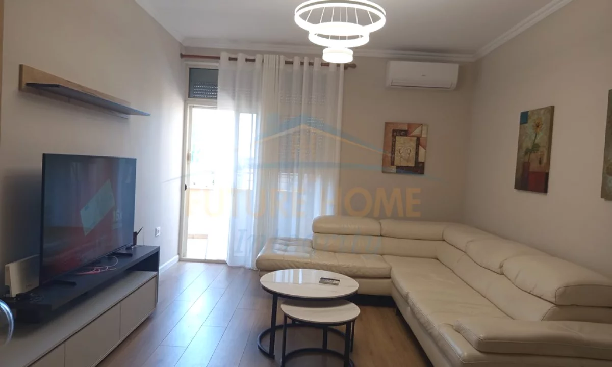 Shtepi me qera Apartament ne Tirane, 1+1, Mobilimi E mobiluar, Pagesa 80,000  Leke.