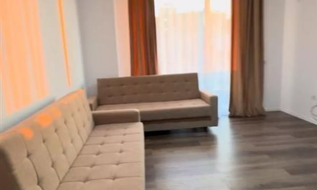 Shtepi me qera Apartament ne Tirane, 2+1, Mobilimi E mobiluar, Pagesa 450  Euro.