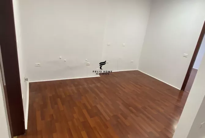 ZYRE ME QERA 120 M2 BLLOK 1.400 EURO