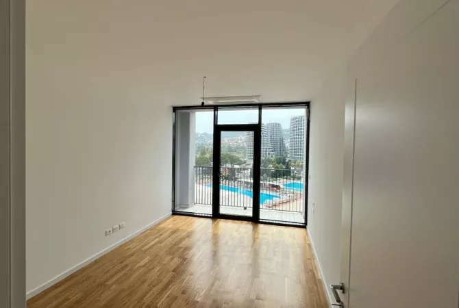 Business Property for Rent 3+1 in Tirana - 1,400 Euro