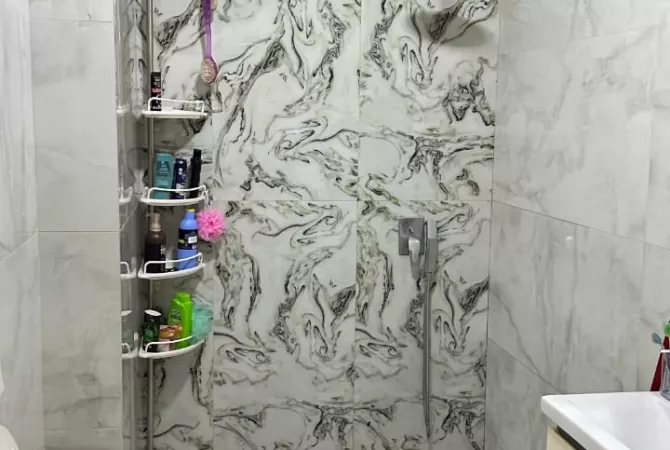 Shtepi me qera Apartament ne Tirane, 2+1, Mobilimi E mobiluar, Pagesa 420  Euro.