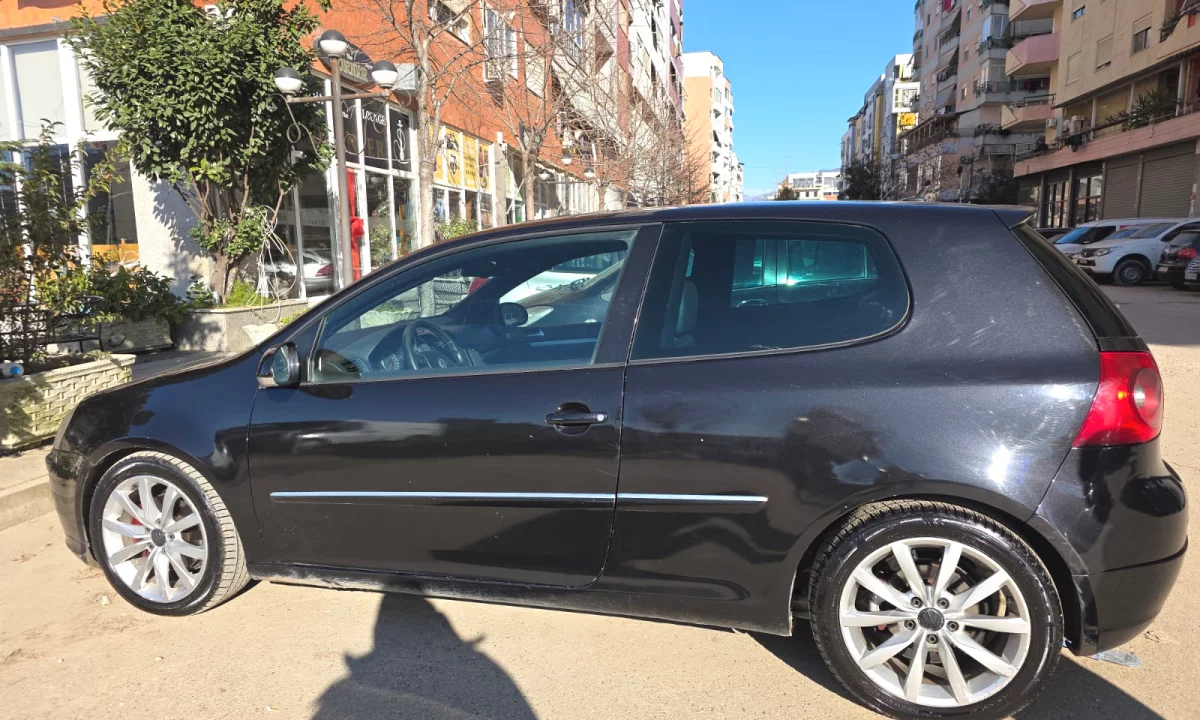 Auto in Vendita a Tirana, Volkswagen, 2006 Diesel,Kambio Automatik Pagamento 310,000  Leke.