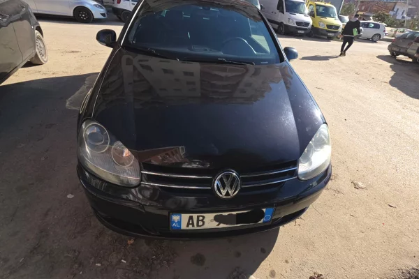 Auto in Vendita a Tirana - 310,000 Leke