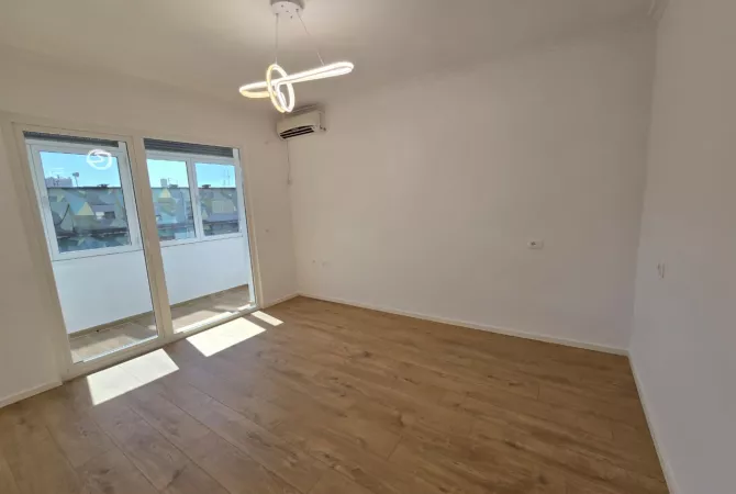 Apartament 2+1 Per Shitje Tek Rruga Bardhyl.