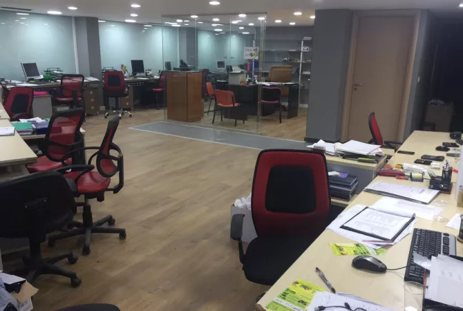 Business Property for Rent 3+1 in Tirana - 2,970 Euro