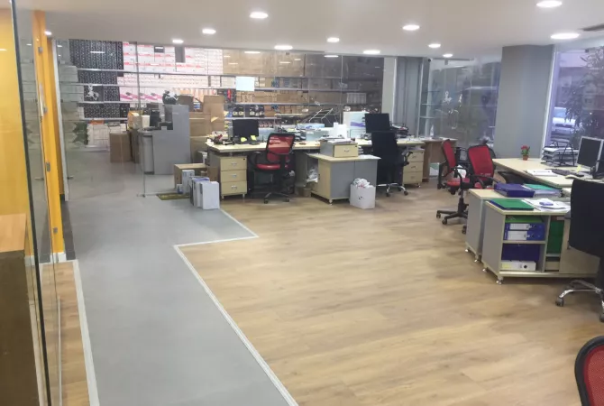 Business Property for Rent 3+1 in Tirana - 2,970 Euro