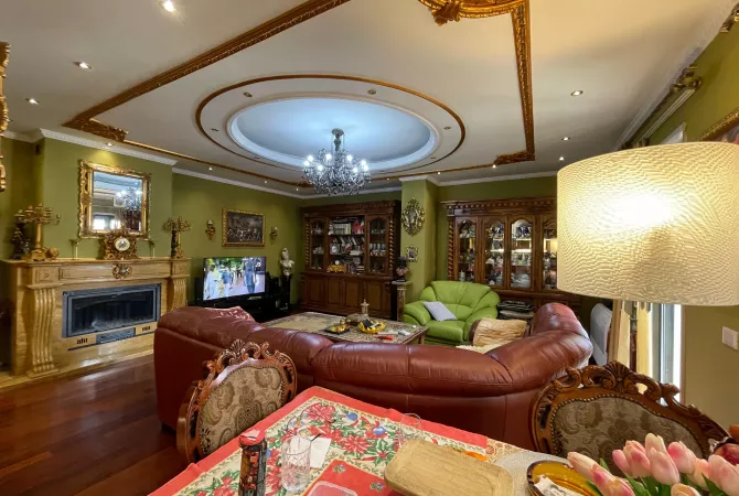 Shtepi ne shitje Apartament ne Tirane, 3+1, Mobilimi E mobiluar, Pagesa 650,000  Euro.