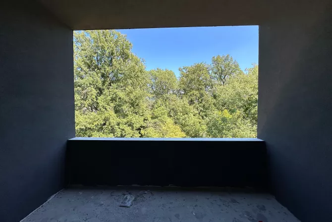 Shtepi ne shitje Apartament ne Tirane, 2+1, Mobilimi Bosh, pa mobiluar, Pagesa 219,700  Euro.