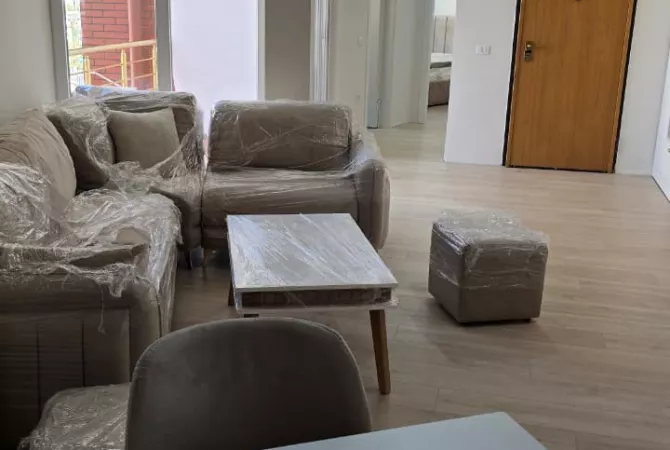 Apartament 1+1 per qira tek Hotel Granda ne Astir. 