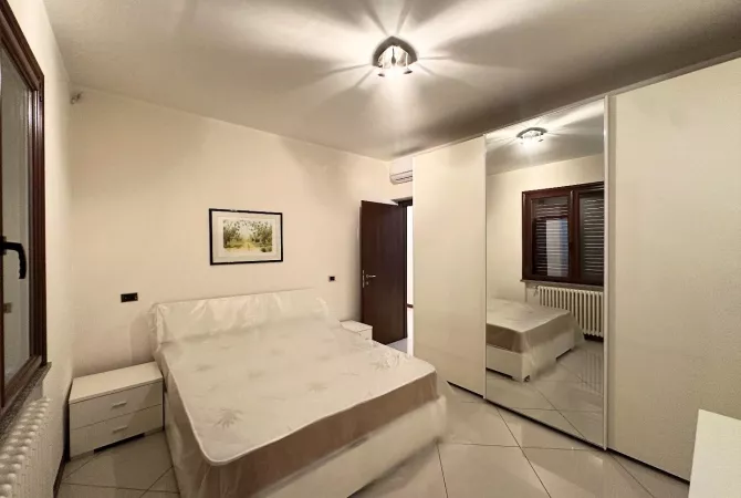 Appartamento in affitto a Tirana 1+1, Arredato