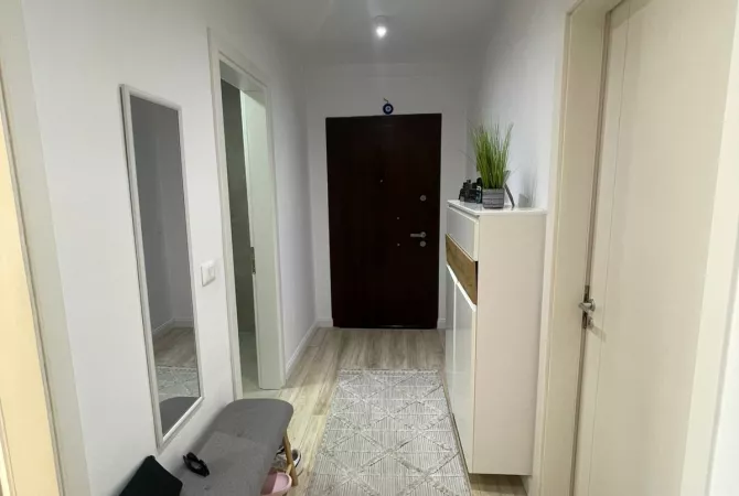 Shtepi ne shitje Apartament ne Tirane, 2+1, Mobilimi E mobiluar, Pagesa 140,000  Euro.