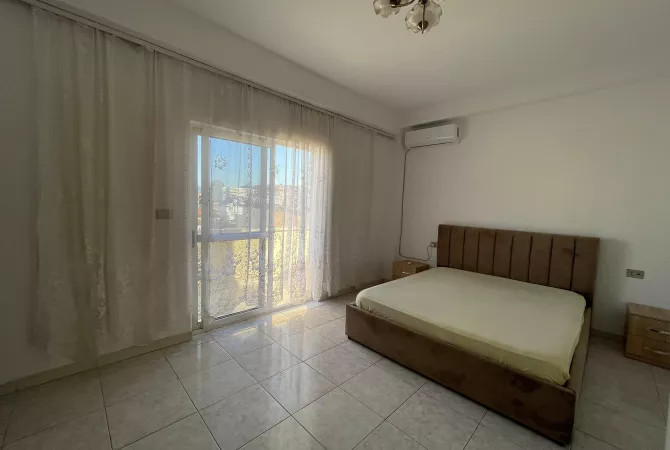 Appartamento in affitto a Tirana 2+1, Arredato