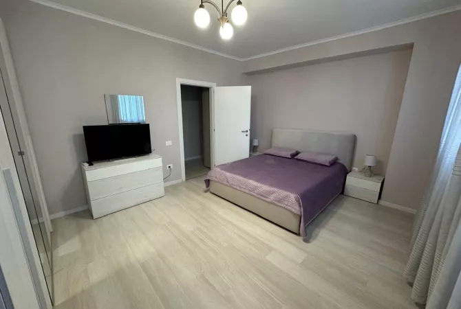 Shtepi me qera Apartament ne Tirane, 3+1, Mobilimi E mobiluar, Pagesa 1,300  Euro.