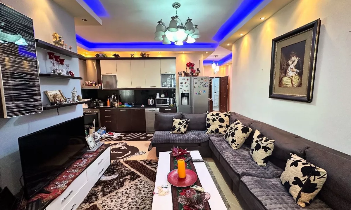 Apartment for rent in Tirana 2+1, Furnished