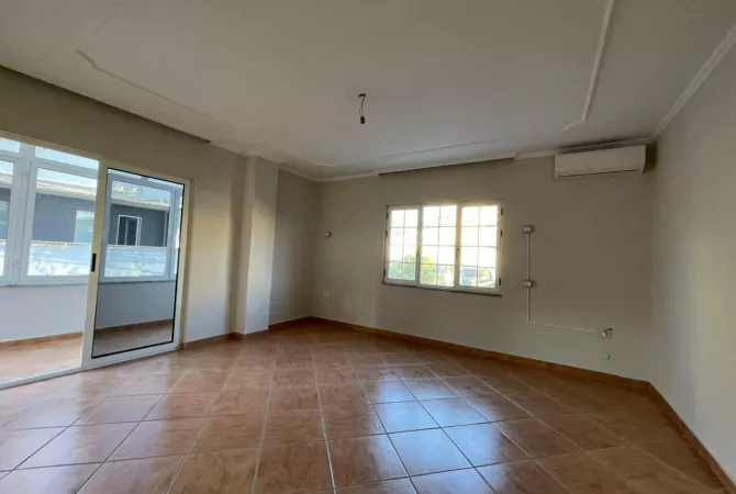 Business Property for Rent 3+1 in Tirana - 1,700 Euro