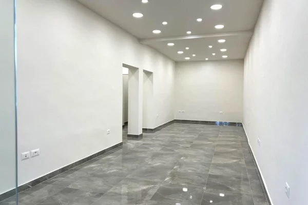 Business Property in Sale 3+1 in Tirana - 490,000 Euro