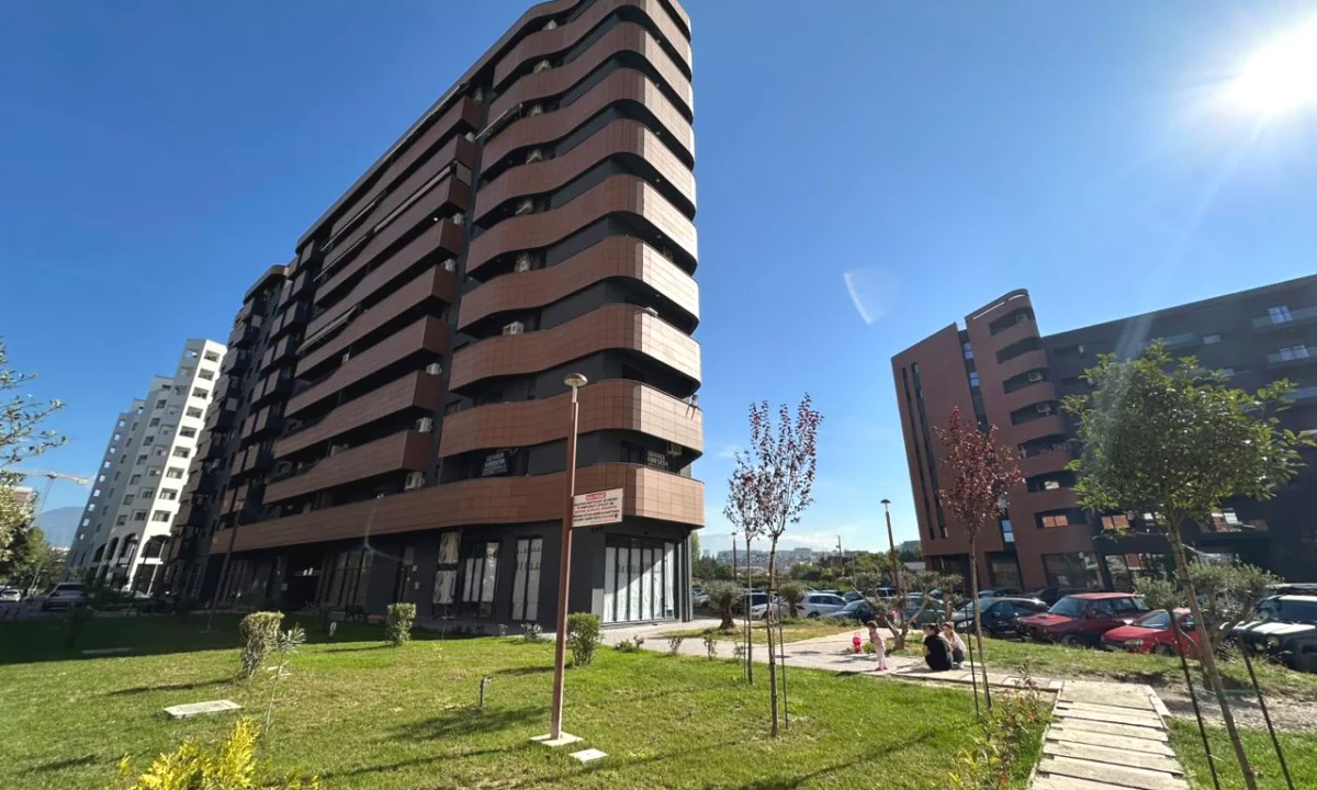 Shtepi ne shitje Apartament ne Tirane, 2+1, Mobilimi Bosh, pa mobiluar, Pagesa 188,700  Euro.
