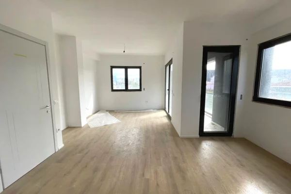 Shtepi ne shitje Apartament ne Tirane, 2+1, Mobilimi Bosh, pa mobiluar, Pagesa 188,700  Euro.