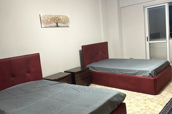 Shtepi me qera Apartament ne Tirane, 2+1, Mobilimi E mobiluar, Pagesa 60,000  Leke.