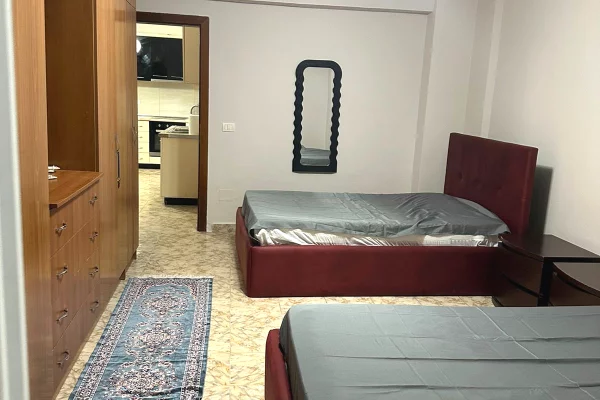 Shtepi me qera Apartament ne Tirane, 2+1, Mobilimi E mobiluar, Pagesa 60,000  Leke.