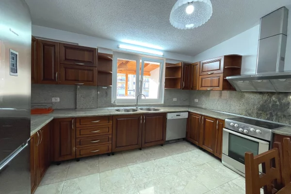 Apartment for sale in Tirana 3+1, Furnished