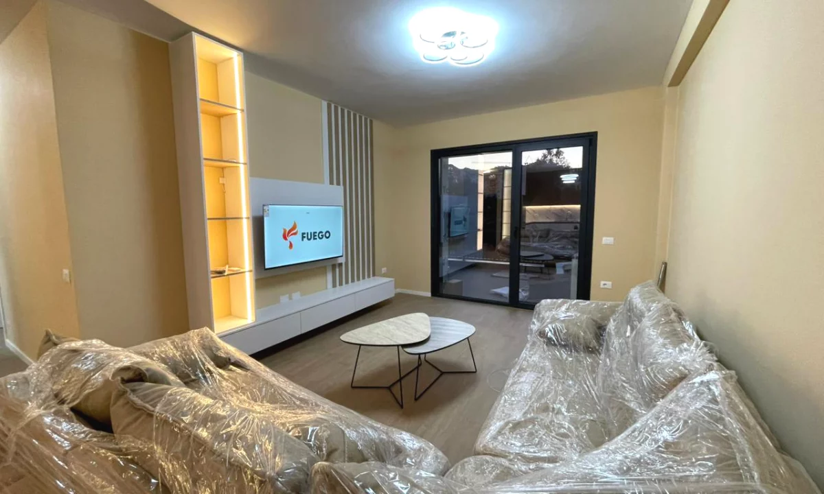 Shtepi me qera Apartament ne Tirane, 2+1, Mobilimi E mobiluar, Pagesa 1,300  Euro.