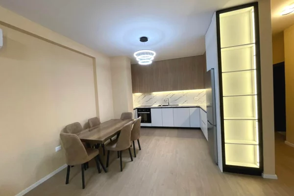 Shtepi me qera Apartament ne Tirane, 2+1, Mobilimi E mobiluar, Pagesa 1,300  Euro.
