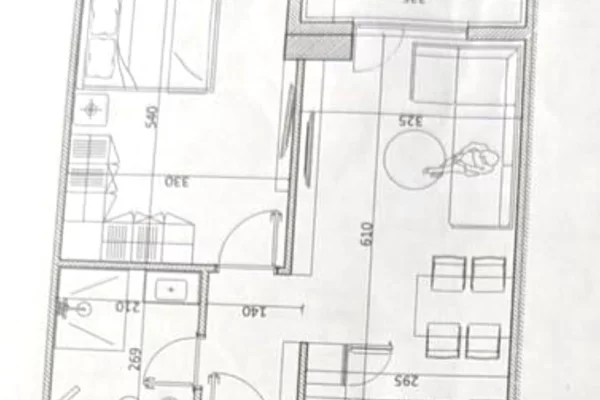 Shtepi ne shitje Apartament ne Tirane, 1+1, Mobilimi Bosh, pa mobiluar, Pagesa 52,800  Euro.