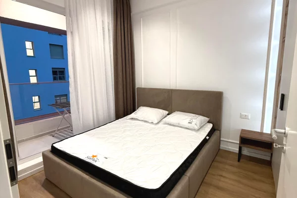 Shtepi me qera Apartament ne Tirane, 1+1, Mobilimi E mobiluar, Pagesa 550  Euro.