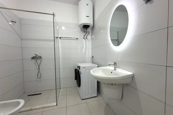 Shtepi me qera Apartament ne Tirane, 1+1, Mobilimi E mobiluar, Pagesa 500  Euro.