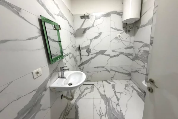 Shtepi me qera Apartament ne Tirane, 1+1, Mobilimi E mobiluar, Pagesa 500  Euro.