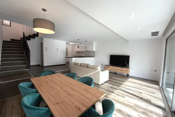 House for Rent 3+1 in Tirana - 2,350 Euro