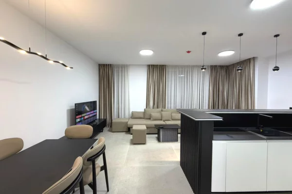 Shtepi me qera Apartament ne Tirane, 2+1, Mobilimi E mobiluar, Pagesa 1,350  Euro.