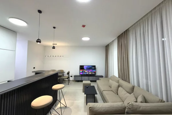 Shtepi me qera Apartament ne Tirane, 2+1, Mobilimi E mobiluar, Pagesa 1,350  Euro.