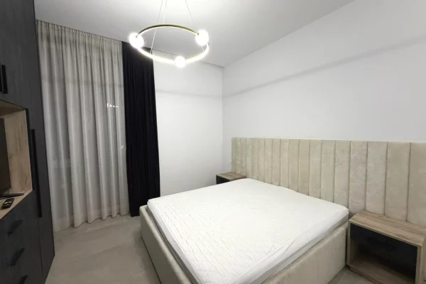 Shtepi me qera Apartament ne Tirane, 2+1, Mobilimi E mobiluar, Pagesa 1,350  Euro.